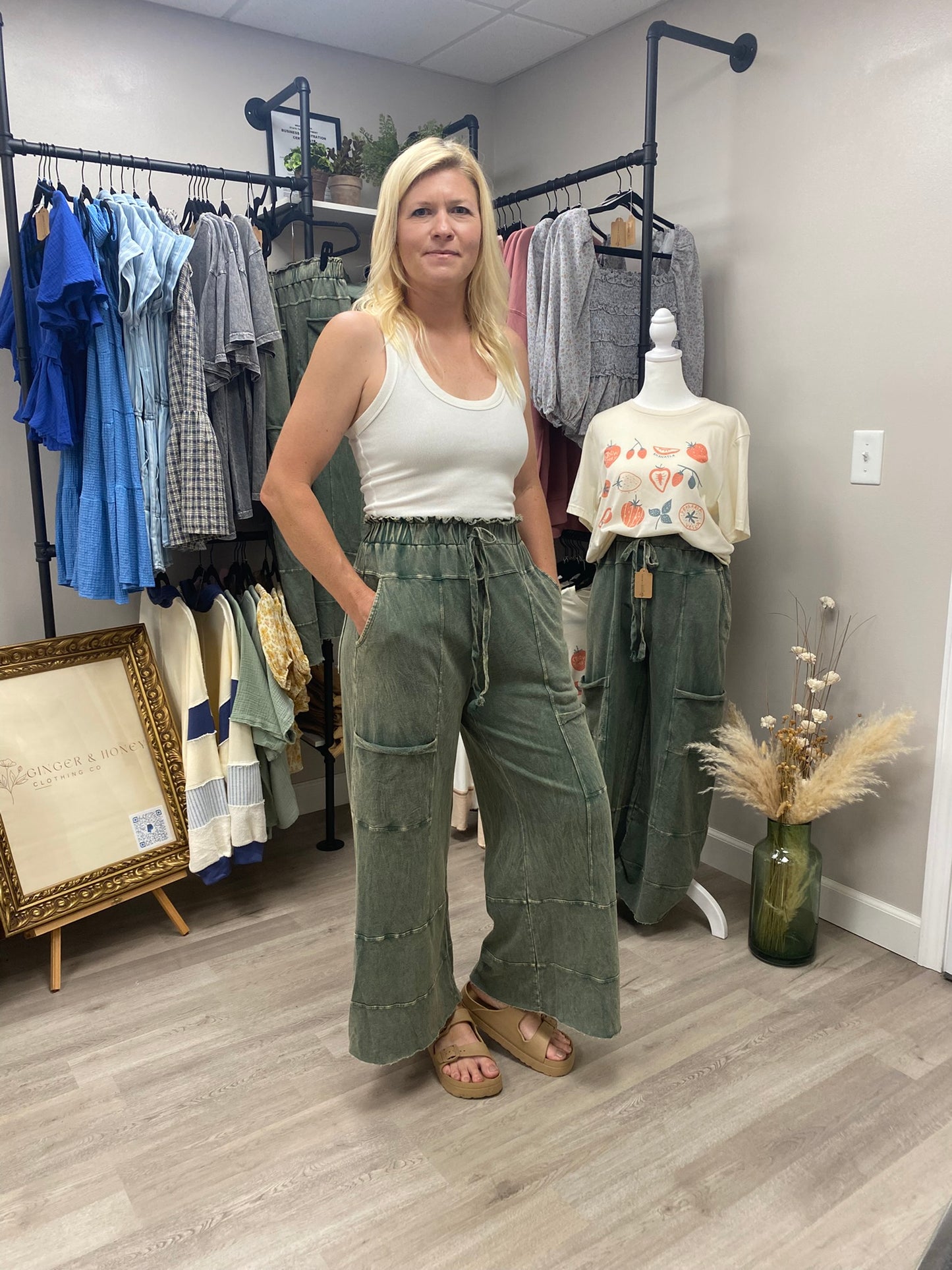 MINERAL WASHED WIDE LEG PANT - OLIVE
