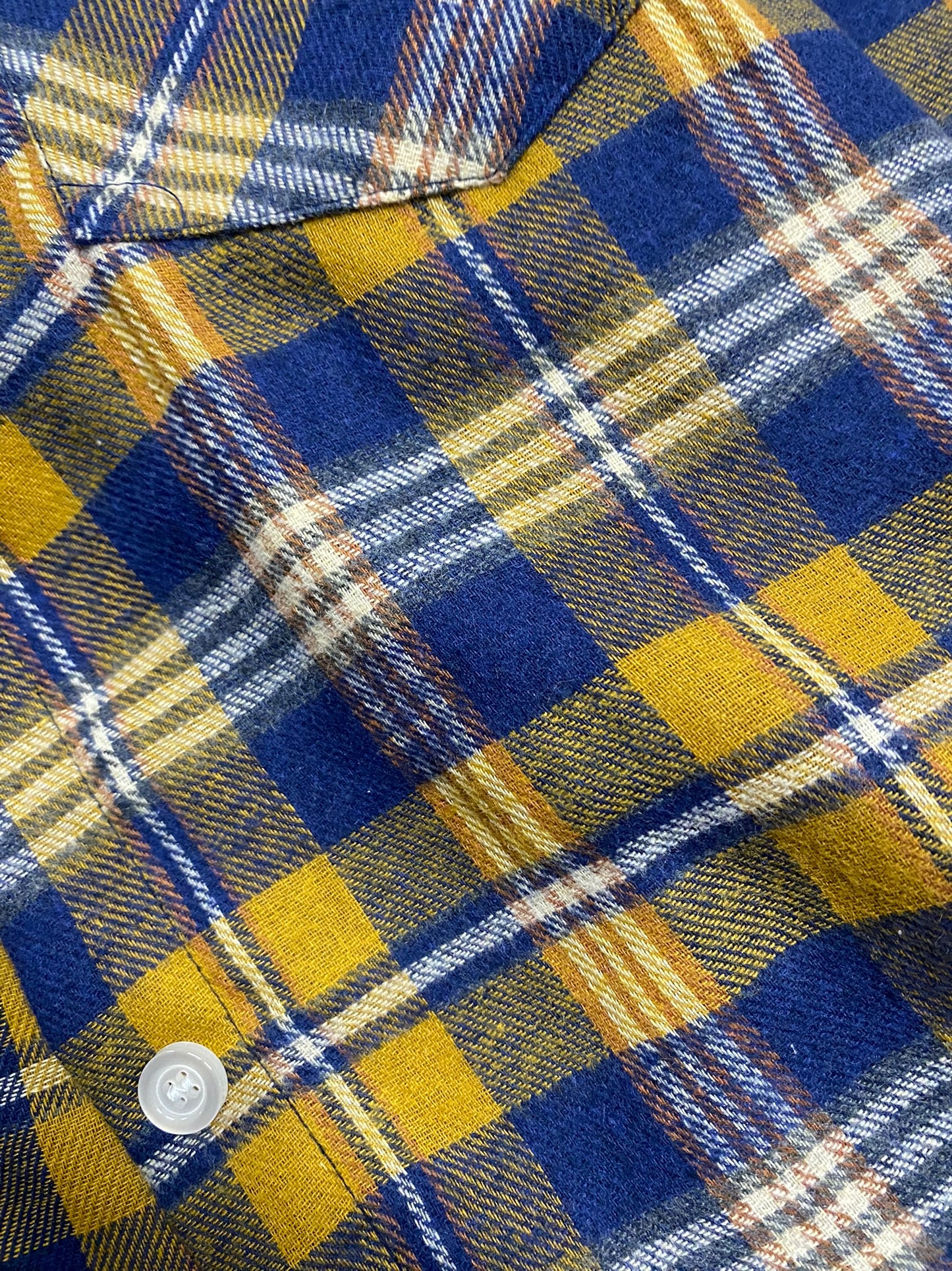 BUTTON DOWN FLANNEL SHIRT